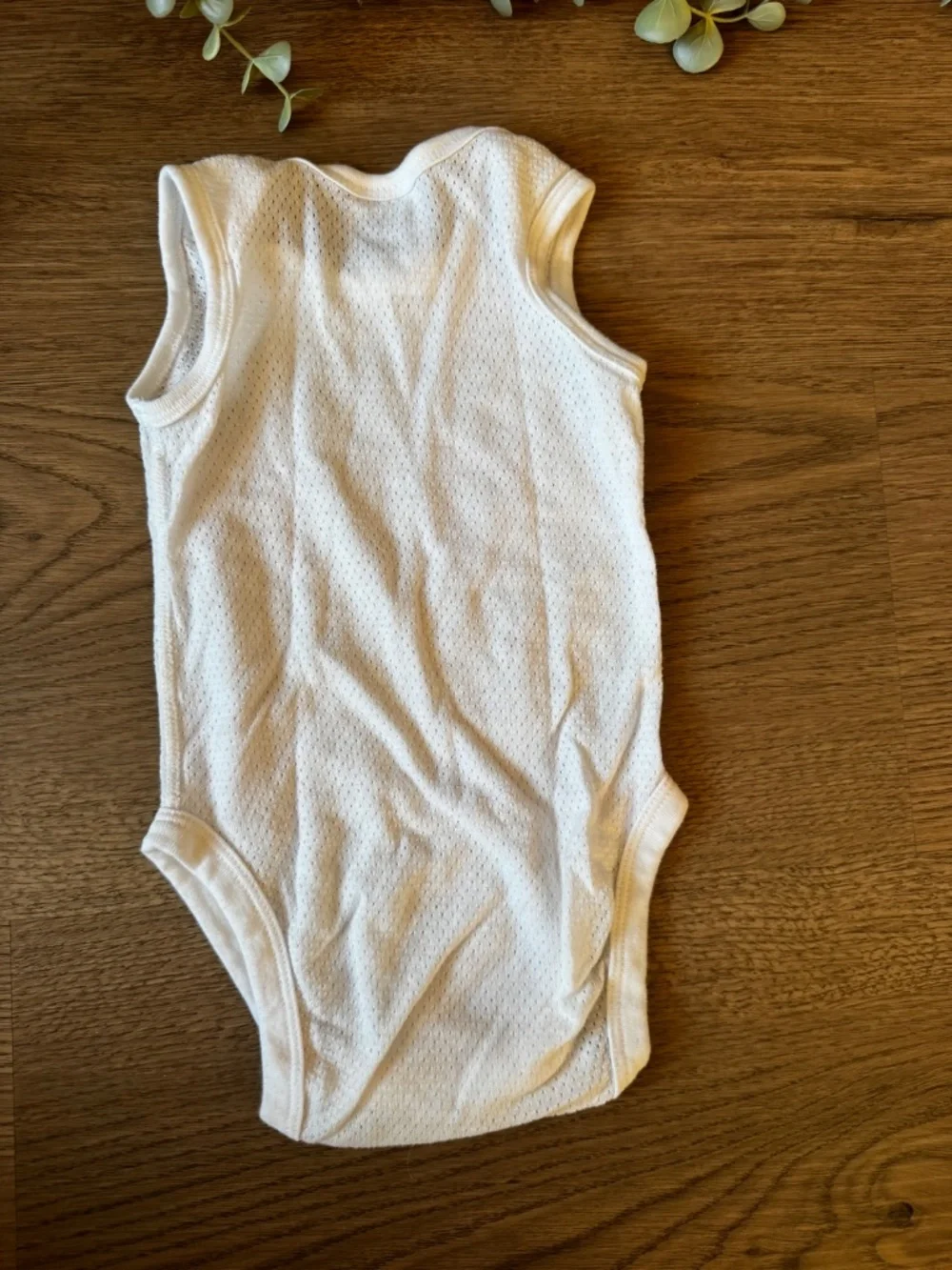 6-Piece Baby Boy Clothing Bundle 0-6M Bodysuits Romper Sleeper Uniqlo Cat & Jack